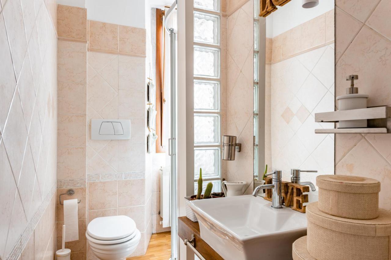 Fortezza Nuova Lovely Duplex Apartment ลีวอร์โน ภายนอก รูปภาพ